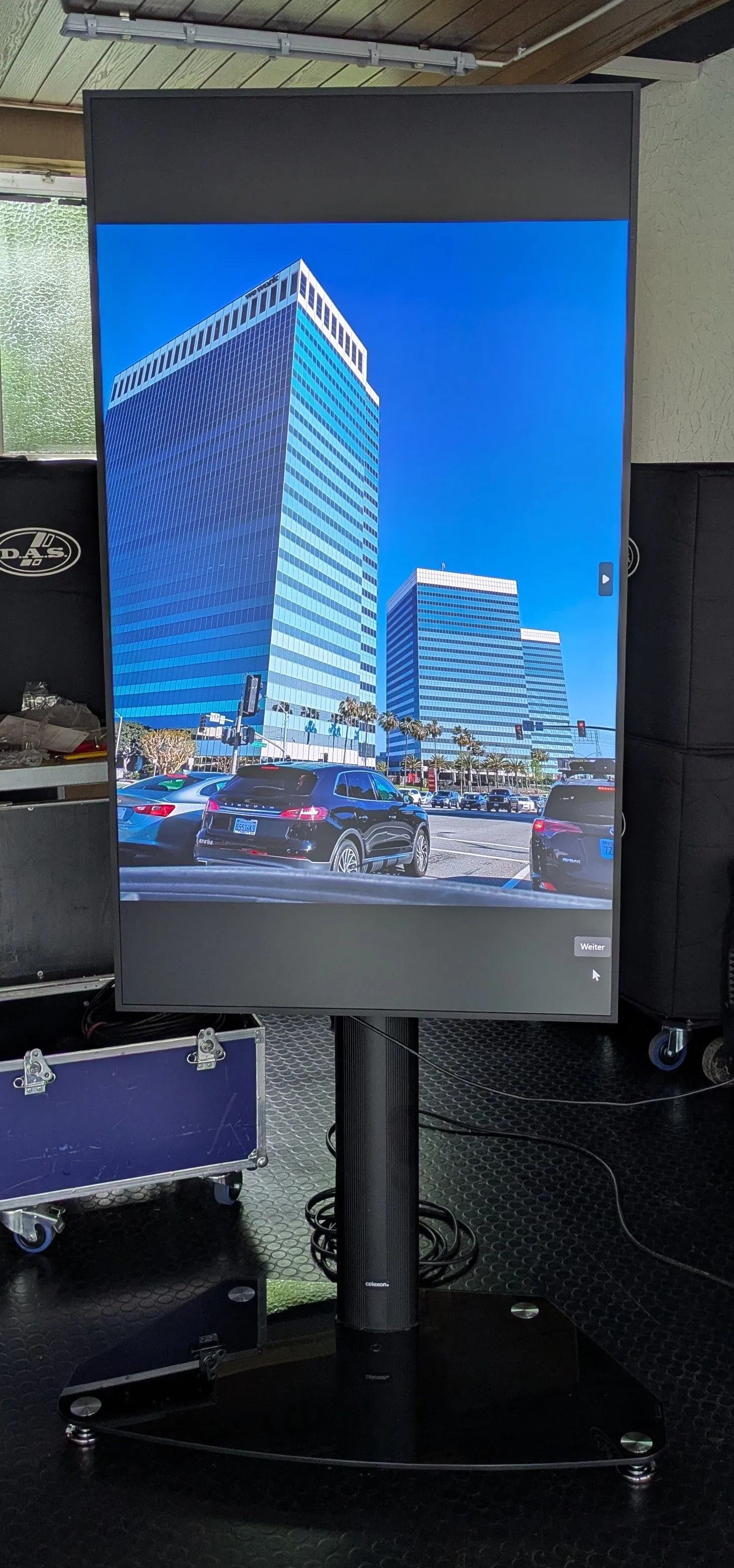 4K Signature Display - 65 Zoll